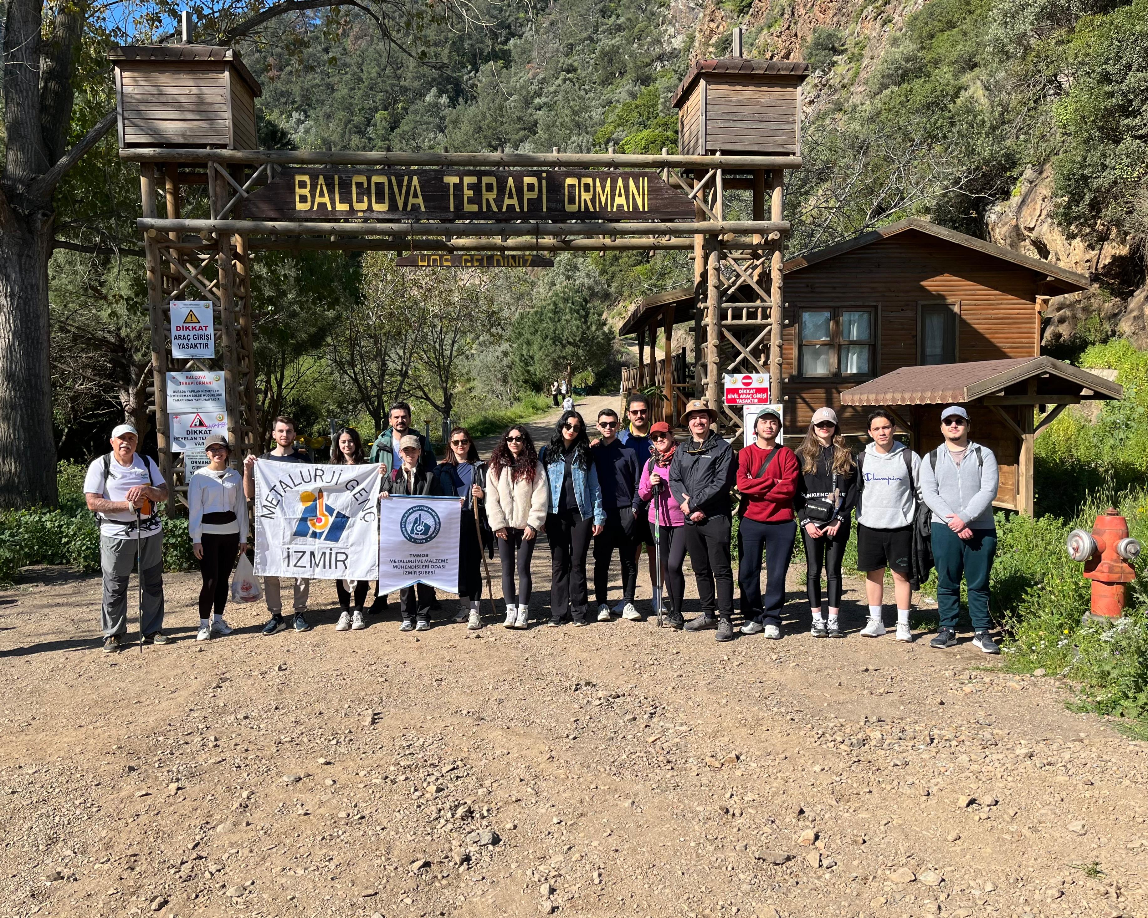 DOĞA YÜRÜYÜŞÜ ETKİNLİĞİMİZİ GERÇEKLEŞTİRDİK 